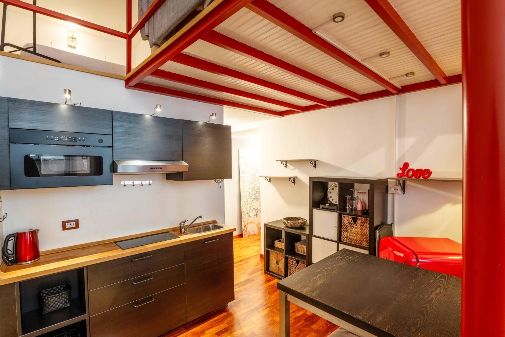 One Bedroom Apartment With Terrace Near Duomo Milan Exterior photo